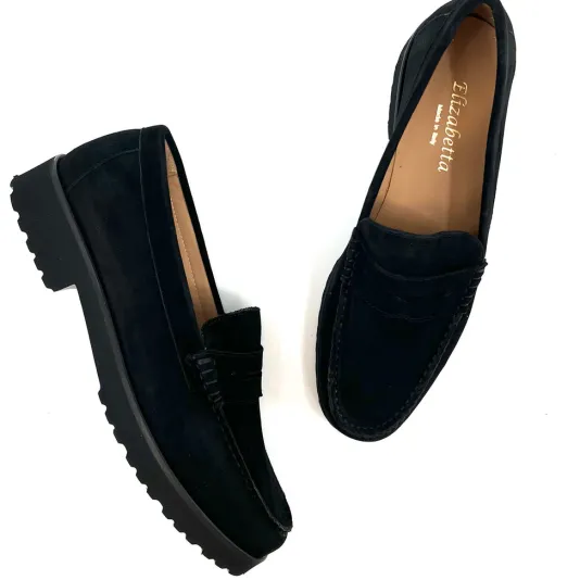 The Classic Lug Loafer in Black