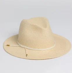 The Classic Travel Packable Hat in Natural White