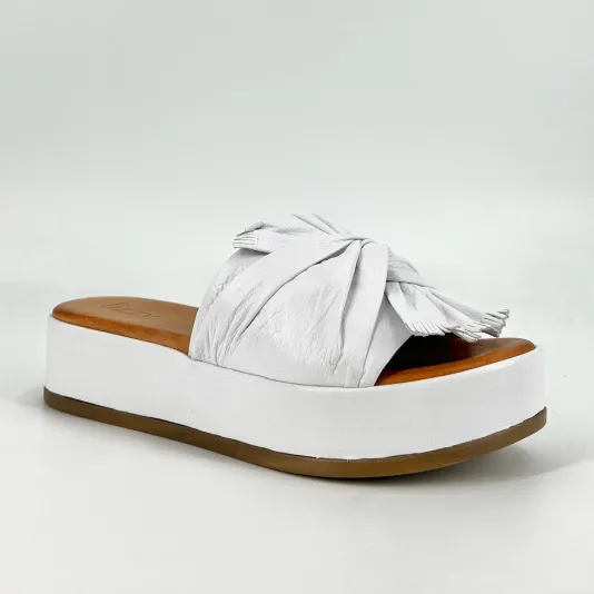 The Knotted Flatform Slide Sandal in White