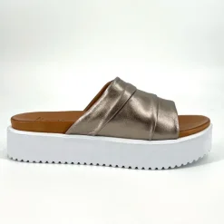 The Pleated Comfort Slide in Metallic