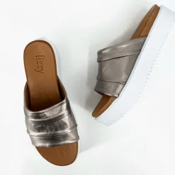 The Pleated Comfort Slide in Metallic