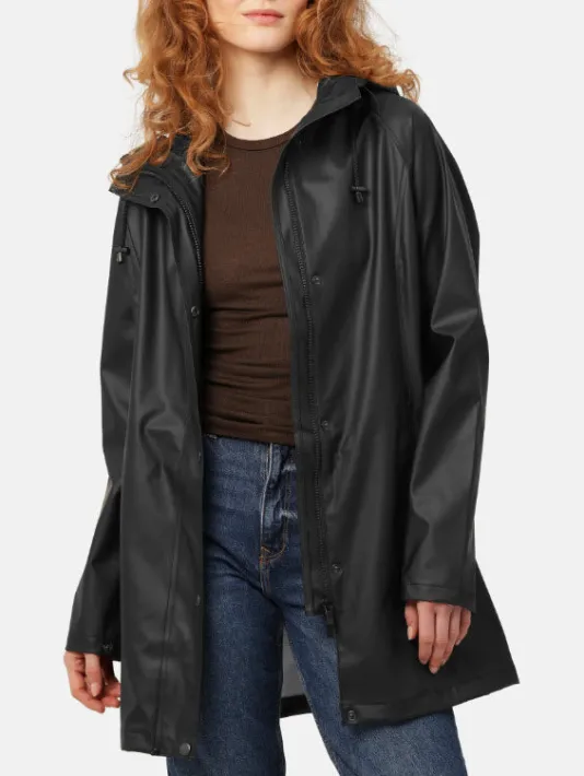 The Rain Jacket in Black