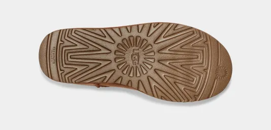 The Ugg Classic Mini II Boot in Chestnut