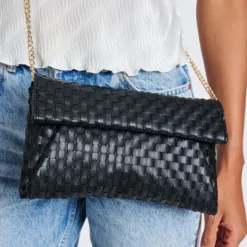 The Woven Clutch in Black