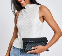 The Woven Clutch in Black